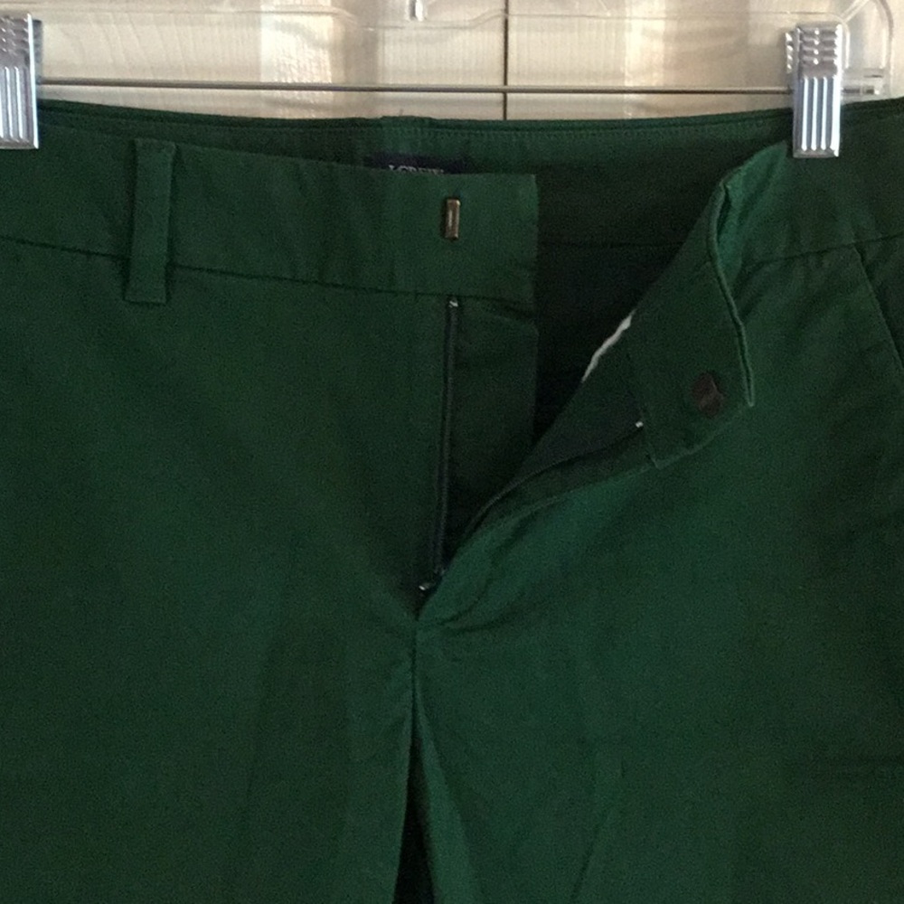 J. Crew Women’s Flat Front Chino Shorts in Emerald Green - Picture 3 of 9